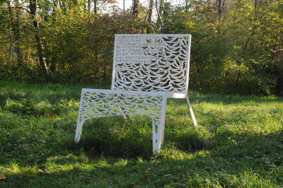 913022 Afbeelding van de door Thomas Vetulani ontworpen 'Gedichtenbank' aan het Lo Bruntpad in de Voorveldse Polder te ...